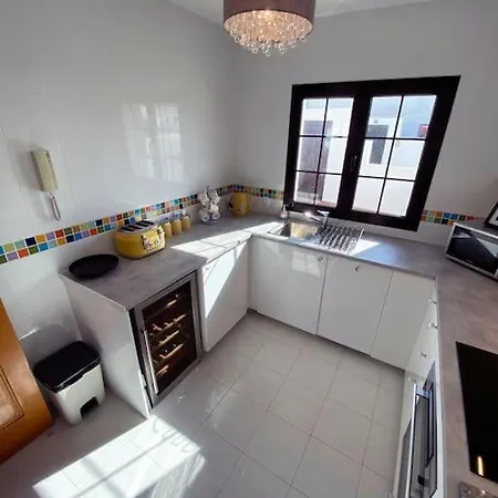 Nina 'luxury In The Sun' Vila Corralejo